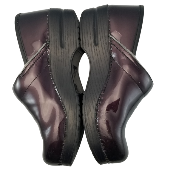 Dansko Professional Clogs Patent Burgundy Shoes Women's Size 7.5 - 8 EU Size 38 - Picture 3 of 16